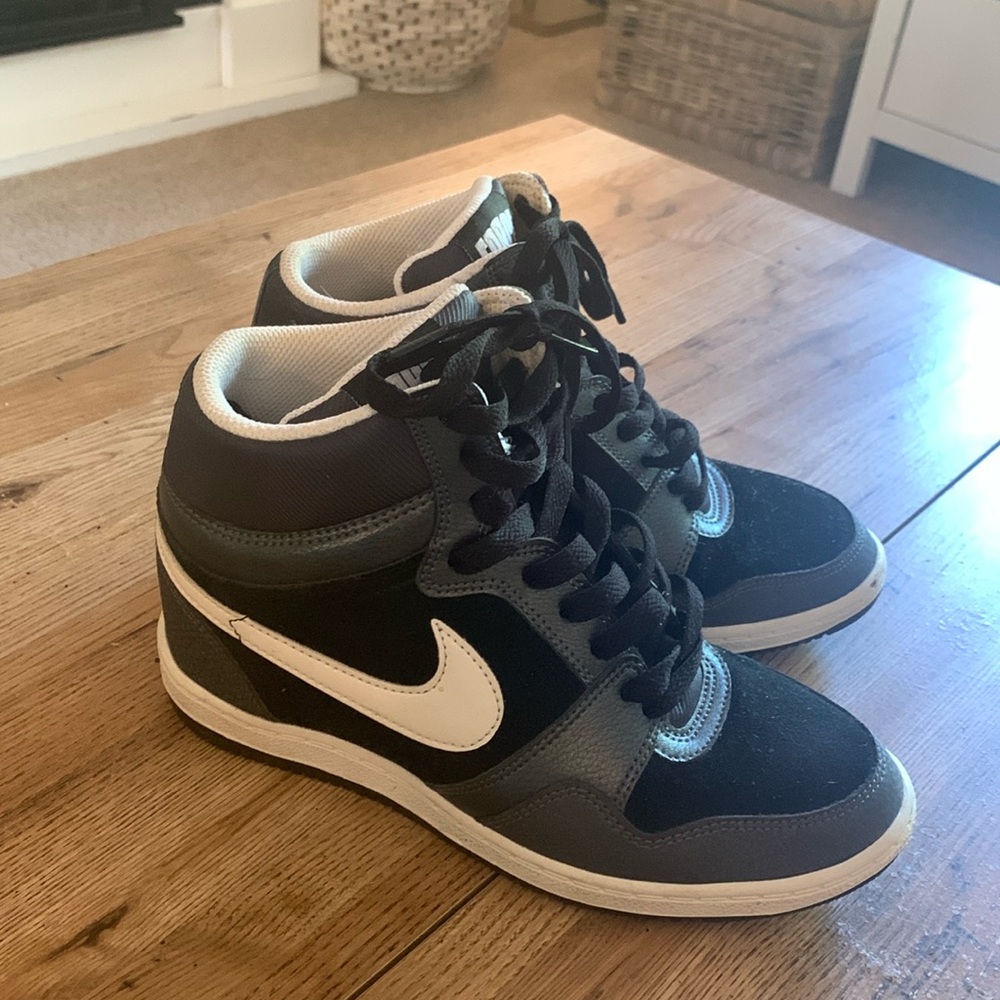 Nike Air Force Sky High Wedge - Used